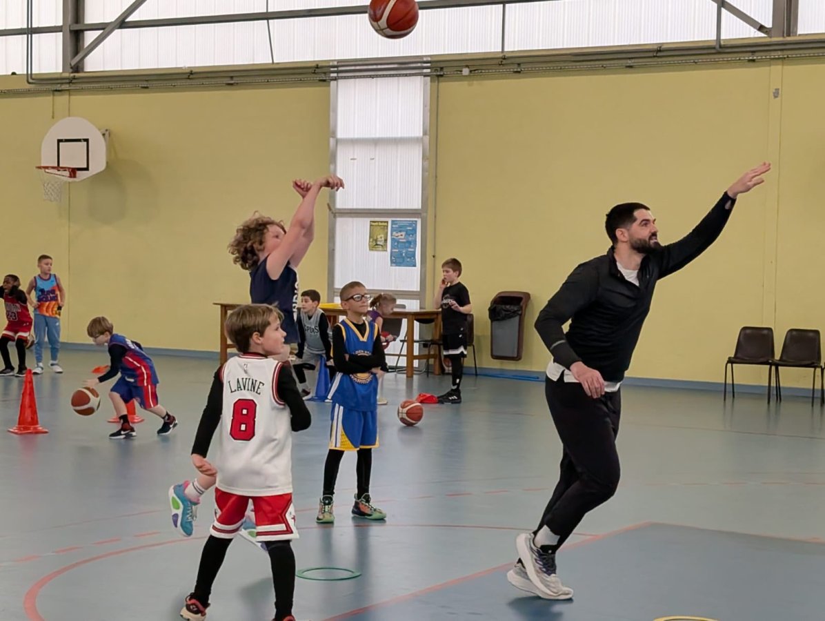 La matinée Kinder Day pour nos U9 et U11